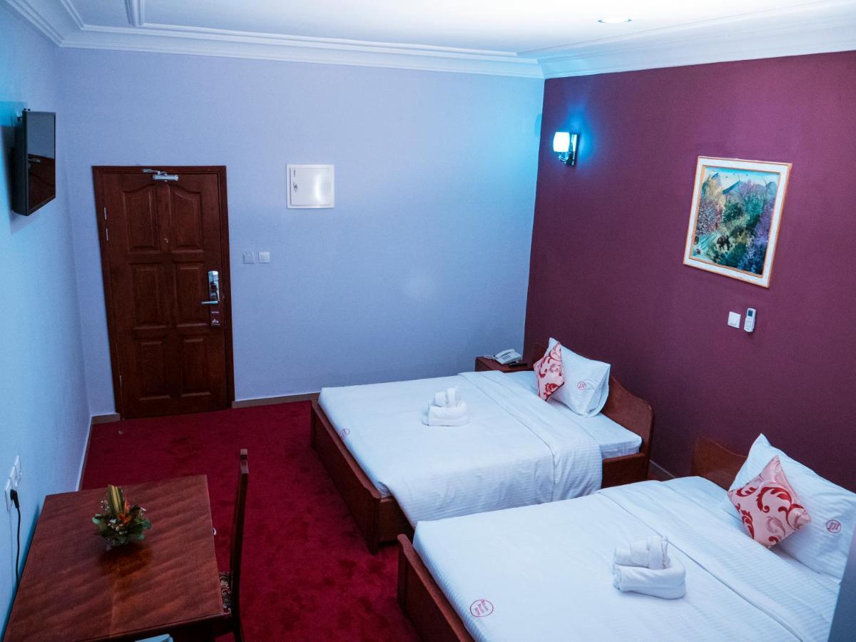 Relaxe Palace Hotel Yaoundé 外观 照片